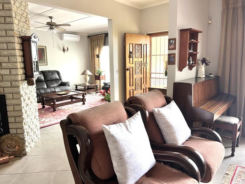 4 Bedroom Property for Sale in Lindley Free State